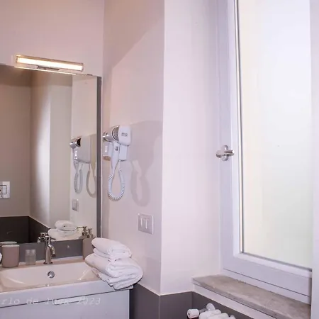 Sirena Partenope E San Gennaro Home Sanita - Centro Storico Napoli Exterior foto